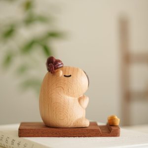 Beech Wood Lucky Bear Phone Stand Handmade Wooden Desk Holder Cute Animal Figurine Phone Dock Home Office Decor Gift